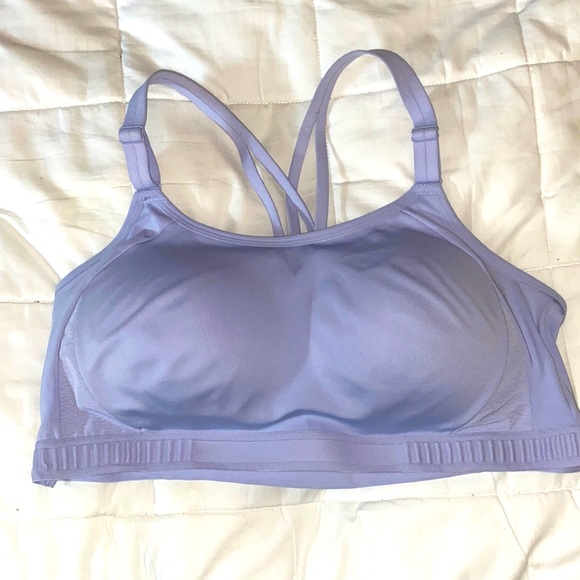 Sports bra - Picture 1 of 3